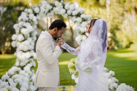 casamento-casar-makepoff-noiva-vestido-espaço-buque-vestido-madrinha-padrinhos-noivo-barbearia-terno-dama-chacra-buffet-dj-banda-amor-wedding-aliança-festa-gravata-foto-fotografias-foto-daniel-custodio-uberlandia-minas-gerais'