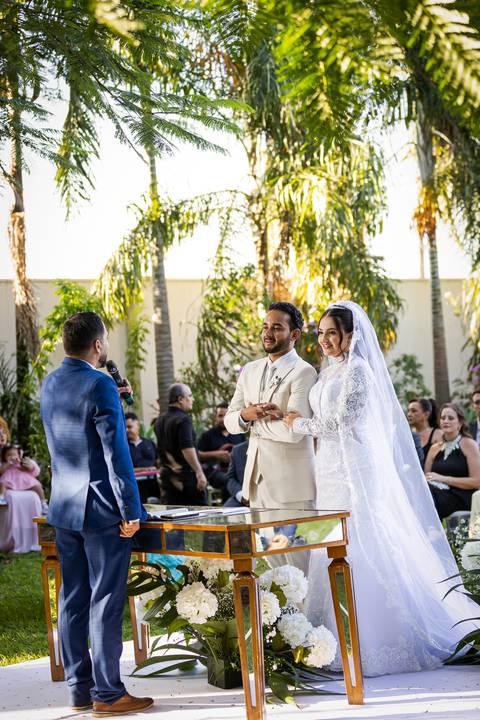 casamento-casar-makepoff-noiva-vestido-espaço-buque-vestido-madrinha-padrinhos-noivo-barbearia-terno-dama-chacra-buffet-dj-banda-amor-wedding-aliança-festa-gravata-foto-fotografias-foto-daniel-custodio-uberlandia-minas-gerais'
