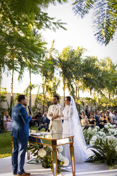 casamento-casar-makepoff-noiva-vestido-espaço-buque-vestido-madrinha-padrinhos-noivo-barbearia-terno-dama-chacra-buffet-dj-banda-amor-wedding-aliança-festa-gravata-foto-fotografias-foto-daniel-custodio-uberlandia-minas-gerais'
