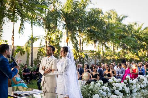 casamento-casar-makepoff-noiva-vestido-espaço-buque-vestido-madrinha-padrinhos-noivo-barbearia-terno-dama-chacra-buffet-dj-banda-amor-wedding-aliança-festa-gravata-foto-fotografias-foto-daniel-custodio-uberlandia-minas-gerais'