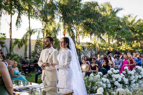 casamento-casar-makepoff-noiva-vestido-espaço-buque-vestido-madrinha-padrinhos-noivo-barbearia-terno-dama-chacra-buffet-dj-banda-amor-wedding-aliança-festa-gravata-foto-fotografias-foto-daniel-custodio-uberlandia-minas-gerais'