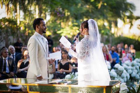 casamento-casar-makepoff-noiva-vestido-espaço-buque-vestido-madrinha-padrinhos-noivo-barbearia-terno-dama-chacra-buffet-dj-banda-amor-wedding-aliança-festa-gravata-foto-fotografias-foto-daniel-custodio-uberlandia-minas-gerais'