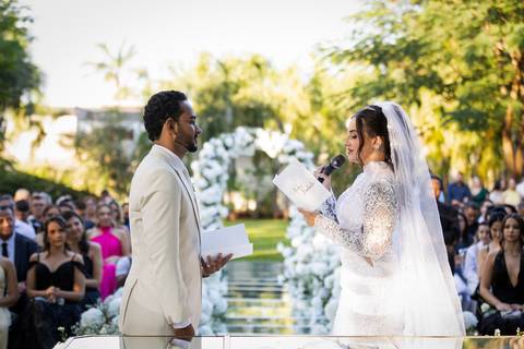 casamento-casar-makepoff-noiva-vestido-espaço-buque-vestido-madrinha-padrinhos-noivo-barbearia-terno-dama-chacra-buffet-dj-banda-amor-wedding-aliança-festa-gravata-foto-fotografias-foto-daniel-custodio-uberlandia-minas-gerais'
