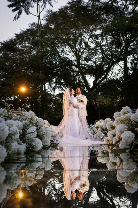 casamento-casar-makepoff-noiva-vestido-espaço-buque-vestido-madrinha-padrinhos-noivo-barbearia-terno-dama-chacra-buffet-dj-banda-amor-wedding-aliança-festa-gravata-foto-fotografias-foto-daniel-custodio-uberlandia-minas-gerais'