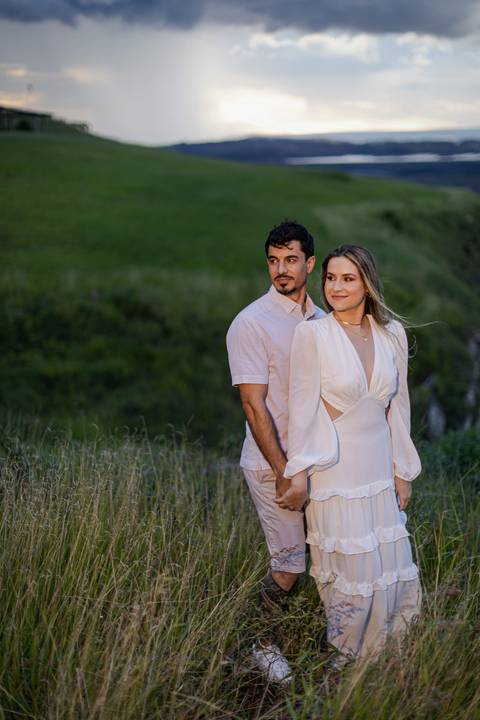 pre-wedding-ensaio-fotos-fotografias-casal-casamento-noiva-noivo-araxa-minas-gerais-daniel-custodio-uberlandia-casar-make off-padrinha-madrinho-dama-foto-cinema-amor-love-buque-criativo-viagem-love-amar-fotografo-cerimonial-igreja-chacara,festa-DJ'