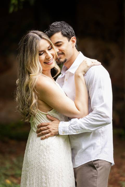 pre-wedding-ensaio-fotos-fotografias-casal-casamento-noiva-noivo-araxa-minas-gerais-daniel-custodio-uberlandia-casar-make off-padrinha-madrinho-dama-foto-cinema-amor-love-buque-criativo-viagem-love-amar-fotografo-cerimonial-igreja-chacara,festa-DJ'