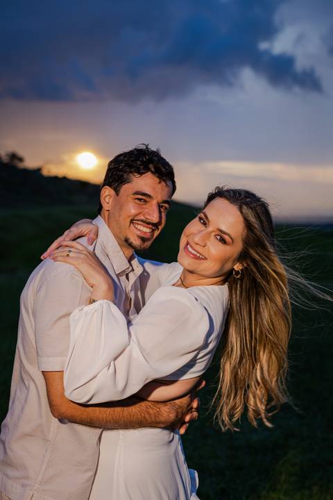 pre-wedding-ensaio-fotos-fotografias-casal-casamento-noiva-noivo-araxa-minas-gerais-daniel-custodio-uberlandia-casar-make off-padrinha-madrinho-dama-foto-cinema-amor-love-buque-criativo-viagem-love-amar-fotografo-cerimonial-igreja-chacara,festa-DJ'