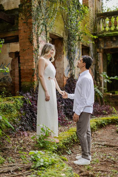 pre-wedding-ensaio-fotos-fotografias-casal-casamento-noiva-noivo-araxa-minas-gerais-daniel-custodio-uberlandia-casar-make off-padrinha-madrinho-dama-foto-cinema-amor-love-buque-criativo-viagem-love-amar-fotografo-cerimonial-igreja-chacara,festa-DJ'