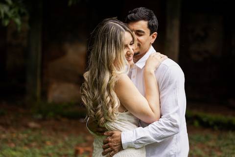 pre-wedding-ensaio-fotos-fotografias-casal-casamento-noiva-noivo-araxa-minas-gerais-daniel-custodio-uberlandia-casar-make off-padrinha-madrinho-dama-foto-cinema-amor-love-buque-criativo-viagem-love-amar-fotografo-cerimonial-igreja-chacara,festa-DJ'