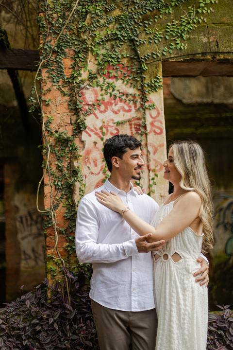 pre-wedding-ensaio-fotos-fotografias-casal-casamento-noiva-noivo-araxa-minas-gerais-daniel-custodio-uberlandia-casar-make off-padrinha-madrinho-dama-foto-cinema-amor-love-buque-criativo-viagem-love-amar-fotografo-cerimonial-igreja-chacara,festa-DJ'