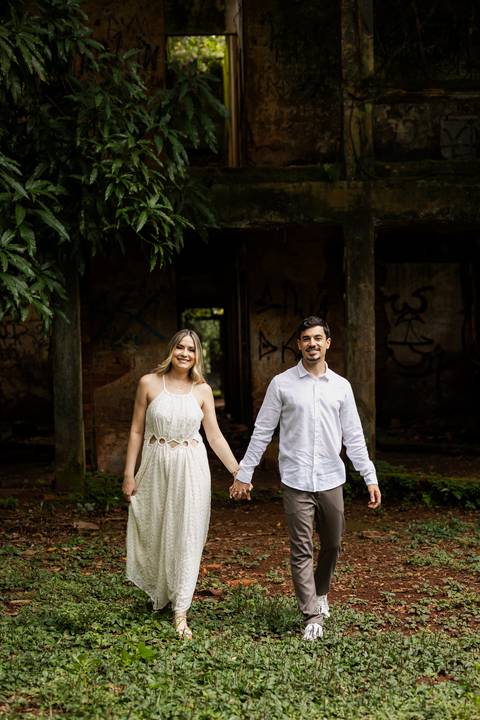 pre-wedding-ensaio-fotos-fotografias-casal-casamento-noiva-noivo-araxa-minas-gerais-daniel-custodio-uberlandia-casar-make off-padrinha-madrinho-dama-foto-cinema-amor-love-buque-criativo-viagem-love-amar-fotografo-cerimonial-igreja-chacara,festa-DJ'