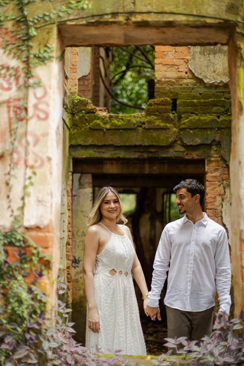 pre-wedding-ensaio-fotos-fotografias-casal-casamento-noiva-noivo-araxa-minas-gerais-daniel-custodio-uberlandia-casar-make off-padrinha-madrinho-dama-foto-cinema-amor-love-buque-criativo-viagem-love-amar-fotografo-cerimonial-igreja-chacara,festa-DJ'