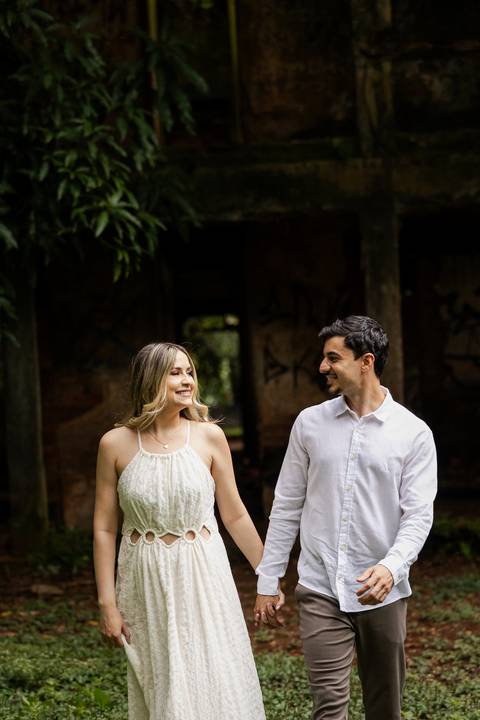 pre-wedding-ensaio-fotos-fotografias-casal-casamento-noiva-noivo-araxa-minas-gerais-daniel-custodio-uberlandia-casar-make off-padrinha-madrinho-dama-foto-cinema-amor-love-buque-criativo-viagem-love-amar-fotografo-cerimonial-igreja-chacara,festa-DJ'