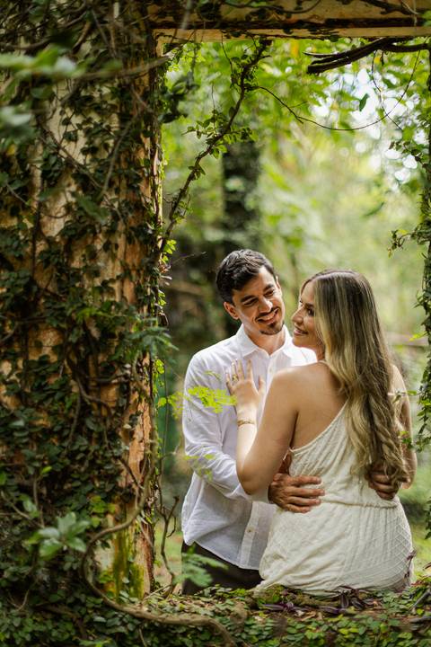 pre-wedding-ensaio-fotos-fotografias-casal-casamento-noiva-noivo-araxa-minas-gerais-daniel-custodio-uberlandia-casar-make off-padrinha-madrinho-dama-foto-cinema-amor-love-buque-criativo-viagem-love-amar-fotografo-cerimonial-igreja-chacara,festa-DJ'