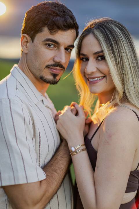 pre-wedding-ensaio-fotos-fotografias-casal-casamento-noiva-noivo-araxa-minas-gerais-daniel-custodio-uberlandia-casar-make off-padrinha-madrinho-dama-foto-cinema-amor-love-buque-criativo-viagem-love-amar-fotografo-cerimonial-igreja-chacara,festa-DJ'