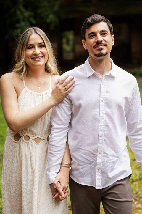 pre-wedding-ensaio-fotos-fotografias-casal-casamento-noiva-noivo-araxa-minas-gerais-daniel-custodio-uberlandia-casar-make off-padrinha-madrinho-dama-foto-cinema-amor-love-buque-criativo-viagem-love-amar-fotografo-cerimonial-igreja-chacara,festa-DJ'