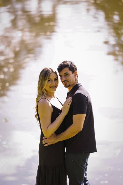 pre-wedding-ensaio-fotos-fotografias-casal-casamento-noiva-noivo-araxa-minas-gerais-daniel-custodio-uberlandia-casar-make off-padrinha-madrinho-dama-foto-cinema-amor-love-buque-criativo-viagem-love-amar-fotografo-cerimonial-igreja-chacara,festa-DJ'