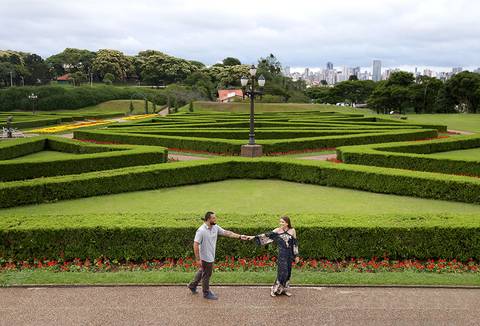 pre-wedding-ensaio-curitiba-parana-jardim-botanico-danielaeneto'