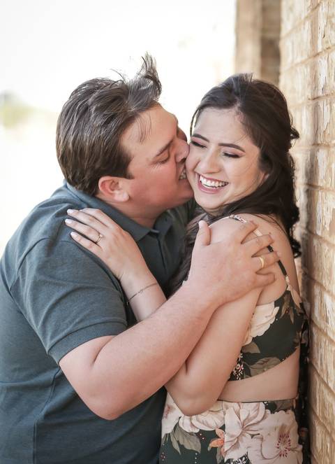 pre-wedding-camila-e-pablo-uberlandia-floresta-do-lobo-fernanda-naves-estação-ensaio-com-cavalos'