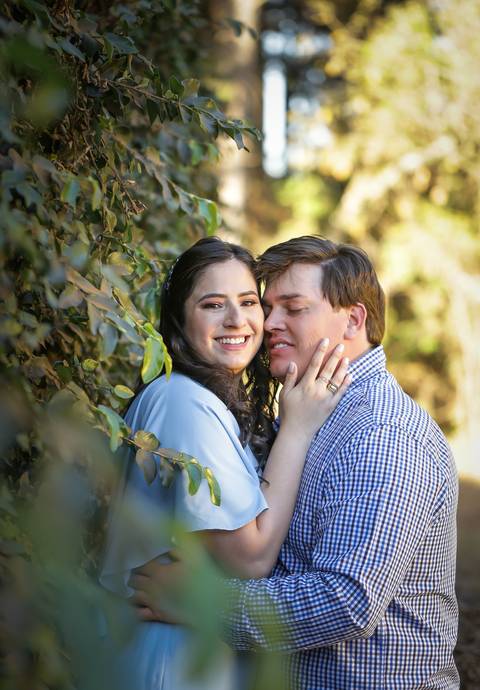 pre-wedding-camila-e-pablo-uberlandia-floresta-do-lobo-fernanda-naves-estação-ensaio-com-cavalos'
