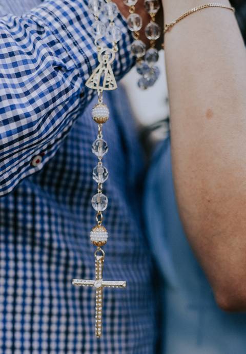 pre-wedding-camila-e-pablo-uberlandia-floresta-do-lobo-fernanda-naves-estação-ensaio-com-cavalos'