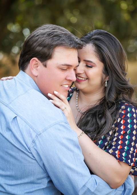 pre-wedding-camila-e-pablo-uberlandia-floresta-do-lobo-fernanda-naves-estação-ensaio-com-cavalos'
