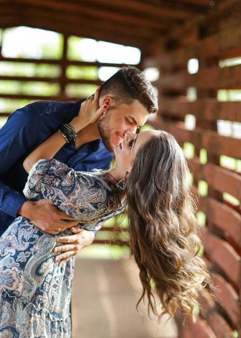 ensaio-prewedding-araguari-minasgerais-casamento-fotosnamoro-ensaiodenamorados-casamento2022-fotos-fotografodecasamento-danielcustodio'