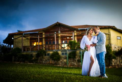 ensaio-casal-prewedding-araxa-hoteltaua-horizonteperdido-ruidas-donabeija-hoteltauaemaraxa-ensaioemaraxa-casamento-preweddingemaraxa-danielcustodio-externasensaiodecasal-uberlandia-wedding-noivas-2022-2023'