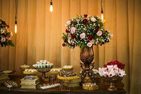 casamento-noiva-casamentoemuberlandia-fotgrafoemuberlandia-danielcustodiofotgrafo-casamentos-noiva-uberlandia-makenoiva-casorio-danielcustodiouberlandia-casamento2022-fotosdenoivas-noivo-makenoiva-casamento2021-minasgerais-fotogradodecasamento-familia-lov'