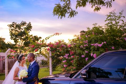 casamentoemuberlandia-noiva2021-fotografodecasamento-danielcustodio-fotografodanielcustodio-noiva-noivo-makenoiva-cerimoniadecasamento-casamentoaopordosol-makenoivo-fotoemuberlandia-noivas2022-civil-prewedding-wedding-casamento2022'