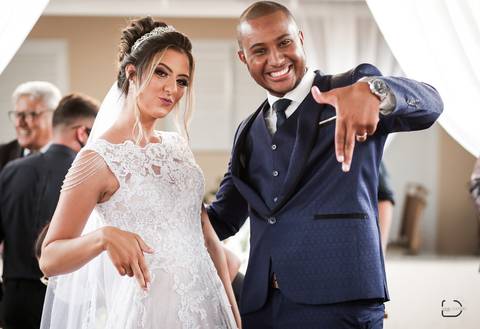 casamentoemuberlandia-noiva2021-fotografodecasamento-danielcustodio-fotografodanielcustodio-noiva-noivo-makenoiva-cerimoniadecasamento-casamentoaopordosol-makenoivo-fotoemuberlandia-noivas2022-civil-prewedding-wedding-casamento2022'