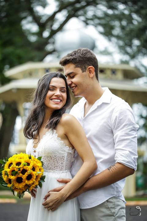 pre-wedding-florestadolobo-ensaiodecasal-wedding-fotosemuberlandia-fotografoemuberlandia-danielcustodiofotografo-fotografodecasamentoemuberlandia-uberlandiafotgrafo-namoro-casalensaiodefotos-fotosdenamorados-casamentointimista-uberaba-love-minasgerais'