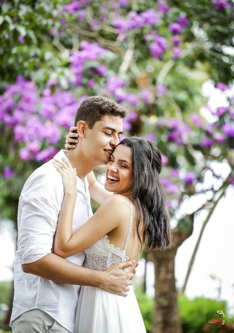 pre-wedding-florestadolobo-ensaiodecasal-wedding-fotosemuberlandia-fotografoemuberlandia-danielcustodiofotografo-fotografodecasamentoemuberlandia-uberlandiafotgrafo-namoro-casalensaiodefotos-fotosdenamorados-casamentointimista-uberaba-love-minasgerais'