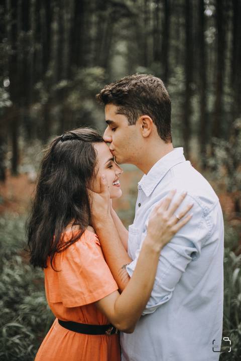 pre-wedding-florestadolobo-ensaiodecasal-wedding-fotosemuberlandia-fotografoemuberlandia-danielcustodiofotografo-fotografodecasamentoemuberlandia-uberlandiafotgrafo-namoro-casalensaiodefotos-fotosdenamorados-casamentointimista-uberaba-love-minasgerais'