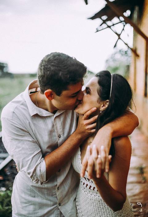 pre-wedding-florestadolobo-ensaiodecasal-wedding-fotosemuberlandia-fotografoemuberlandia-danielcustodiofotografo-fotografodecasamentoemuberlandia-uberlandiafotgrafo-namoro-casalensaiodefotos-fotosdenamorados-casamentointimista-uberaba-love-minasgerais'