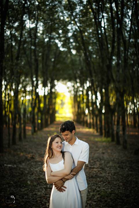 prewedding-ensaio-casamentoemuberlandia-ensaiodecasal-danielcustodiofotografo-fotografoemuberlandia-casamento-noivaemuberlandia-araguari-minicasamento-makenoiva-casamentonocampo-noivado-noiva2023-noivado-pedidodecasamento-aliança-ensaiocriativo-fotografo-'