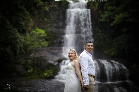 casamento-casamentocivil-minicasamento-cartoriocasamento-minicasamento-wedding-prewedding-footgrafodecasamentoemuberlandia-danielcustodiofotografo-uberlandia-araguari-minasgerais-fotografias-makenoiva-ensaionamoro-casamentolindo-casamentodossonhos-amor'