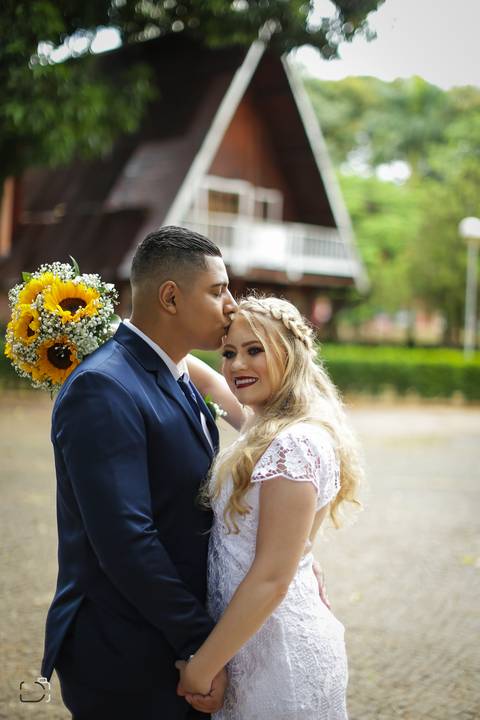 casamento-casamentocivil-minicasamento-cartoriocasamento-minicasamento-wedding-prewedding-footgrafodecasamentoemuberlandia-danielcustodiofotografo-uberlandia-araguari-minasgerais-fotografias-makenoiva-ensaionamoro-casamentolindo-casamentodossonhos-amor'