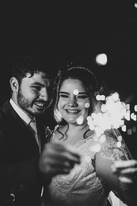 casamento-minicasamento-casamentoemuberlandia-miniwedding-wedding-casamento-uberlandia-casamentominimalista-makenoiva-buque-vestidodenoiva-cerimoniaaoarlivre-cerimoniaaopodosol-cerimoniamenordecasamento-weddingday-amor-danielcustodiofotografo-espaçonoiva'