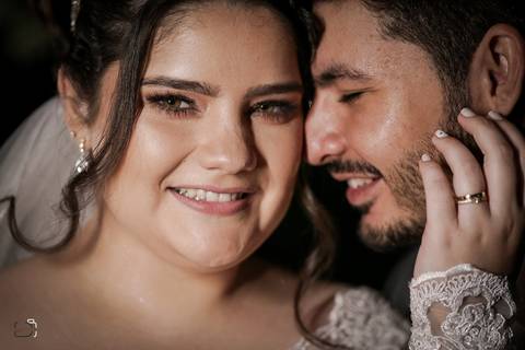 casamento-minicasamento-casamentoemuberlandia-miniwedding-wedding-casamento-uberlandia-casamentominimalista-makenoiva-buque-vestidodenoiva-cerimoniaaoarlivre-cerimoniaaopodosol-cerimoniamenordecasamento-weddingday-amor-danielcustodiofotografo-espaçonoiva'