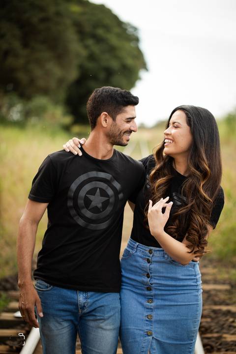 prewedding-wedding-minicasamento-casorio-ensaio-ensaiodecasal-uberlandia-fotosemuberlandia-fotografiasemuberlandia-casamentoemuberlandia-fotografoemuberlandia-casamentos-casamentoscivil-casamentosaopordosol-sessãocasal-danielcustodiofotografo-casamentos'