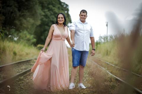 prewedding-ensaiocasal-wedding-casamento-civil-cerimoniadecasamento-miniwedding-casamentouberlandia-uberlandia-danielcustodio-fotografias-fotosemuberlandia-casamentoemcampo-ensaiodenamorados-fotografias-fotos-noiva-noivo-makenoiva-vestidodenoiva-buque'