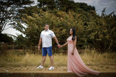 prewedding-ensaiocasal-wedding-casamento-civil-cerimoniadecasamento-miniwedding-casamentouberlandia-uberlandia-danielcustodio-fotografias-fotosemuberlandia-casamentoemcampo-ensaiodenamorados-fotografias-fotos-noiva-noivo-makenoiva-vestidodenoiva-buque'