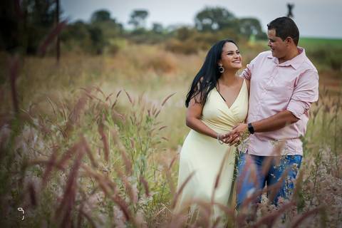 prewedding-ensaiocasal-wedding-casamento-civil-cerimoniadecasamento-miniwedding-casamentouberlandia-uberlandia-danielcustodio-fotografias-fotosemuberlandia-casamentoemcampo-ensaiodenamorados-fotografias-fotos-noiva-noivo-makenoiva-vestidodenoiva-buque'