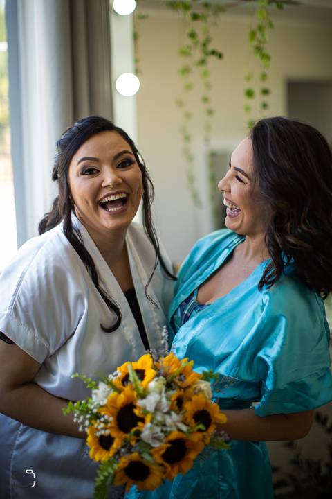 prewedding-wedding-casamentocivil-cerimoniadecasamento-civil-casamentoemuberlandia-fotografias-fotos-danielcustodiofotografo-uberlandia-cartorio-patiosabia-makenoiva-casamentonocampo-florestadolobo-girassol-buque-vestidodenoiva-amor-aliança-minicasamento-'