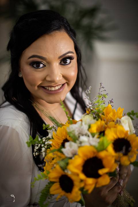 prewedding-wedding-casamentocivil-cerimoniadecasamento-civil-casamentoemuberlandia-fotografias-fotos-danielcustodiofotografo-uberlandia-cartorio-patiosabia-makenoiva-casamentonocampo-florestadolobo-girassol-buque-vestidodenoiva-amor-aliança-minicasamento-'