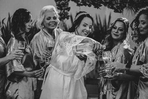 casamento-casamentouberlandia-makenoiva-cerimoniadecasamento-cerimoniaemchacara-uberlandia-fotografias-casamentoemuberlandia-fotografoemuberlandia-fotografiasdecasamento-minicasamento-danielcustodio-minas-noiva-vestidodenoiva-buque-civil-miniwedding-amor'