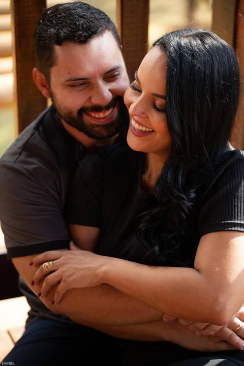 prewedding-ensaiodecasal-fotos-fotografiasdecasal-fotografias-ensaio-wedding-danielcustodio-casamento-minicasamento-cerimoniadecasamento-casamentoemuberlandia-casamentoemaraguari-makenoiva-noivas-noivos-madrinhas-cerimoniapordosol-pordosol-fotografo-udi-'