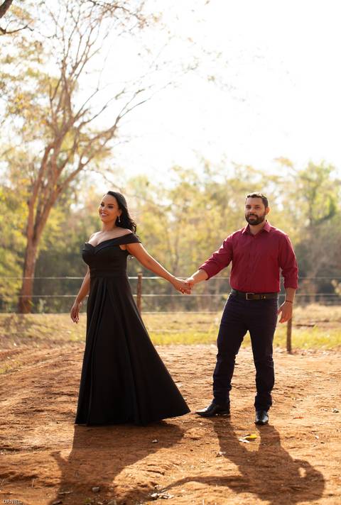 prewedding-ensaiodecasal-fotos-fotografiasdecasal-fotografias-ensaio-wedding-danielcustodio-casamento-minicasamento-cerimoniadecasamento-casamentoemuberlandia-casamentoemaraguari-makenoiva-noivas-noivos-madrinhas-cerimoniapordosol-pordosol-fotografo-udi-'