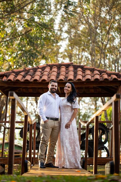 prewedding-ensaiodecasal-fotos-fotografiasdecasal-fotografias-ensaio-wedding-danielcustodio-casamento-minicasamento-cerimoniadecasamento-casamentoemuberlandia-casamentoemaraguari-makenoiva-noivas-noivos-madrinhas-cerimoniapordosol-pordosol-fotografo-udi-'